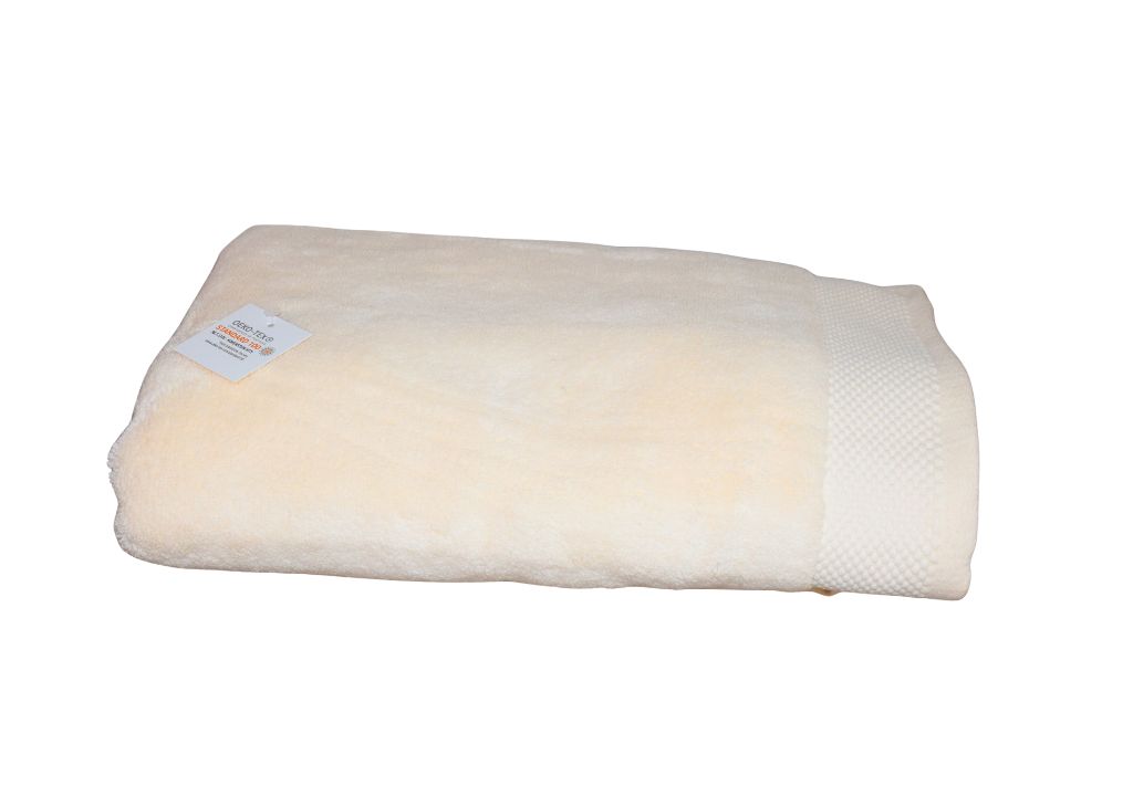 Drap de douche 70x140 micro-coton 520gr/m2 hyper absorbant et moelleux coloris écrucollection Ariane, broderie disponible.