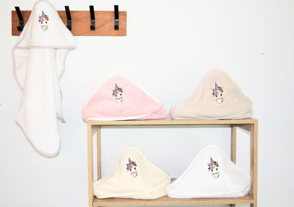 Cape broder licorne