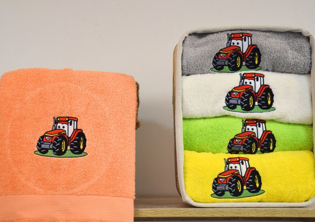 Linge de Bain Brodé Tracteur